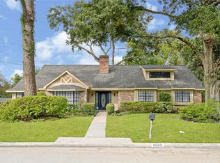 9806 Emnora Ln, Houston, TX 77080