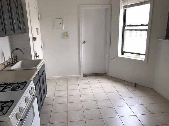 4th image of 442 E 115th St APT 2A