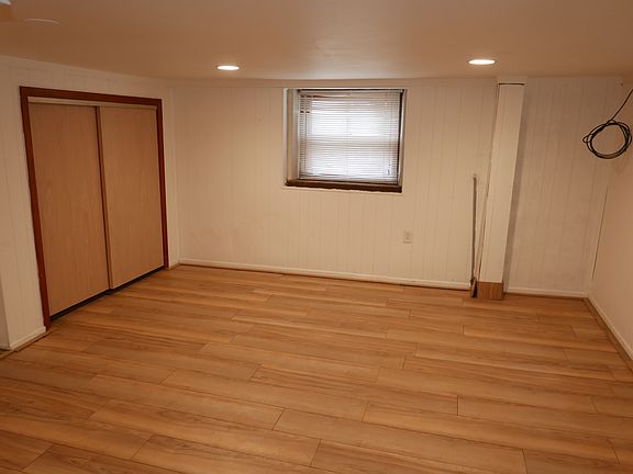 4th image of 2414 W Medill Ave #G