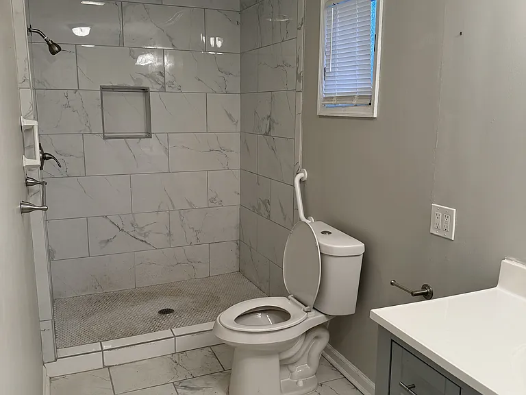 401 1st Ave N #401 — Photo 4