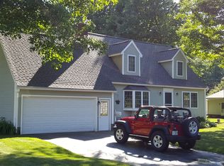 8 Hayes Pl, Portsmouth, NH 03801