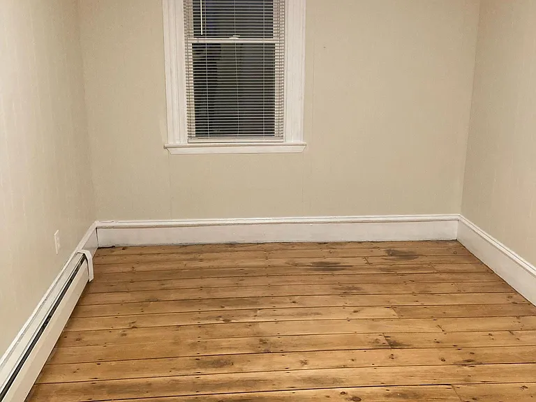 358 Main St #5 — Photo 2