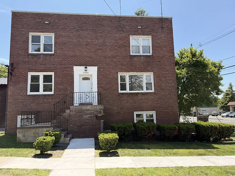 1020 Raritan Ave — Photo 16