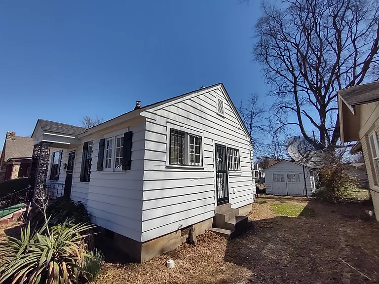 632 Spring St — Photo 1