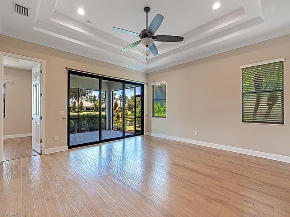 2nd image of 9442 Isla Bella CIR