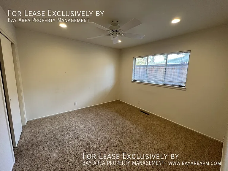 2065 Nassau Dr — Photo 9