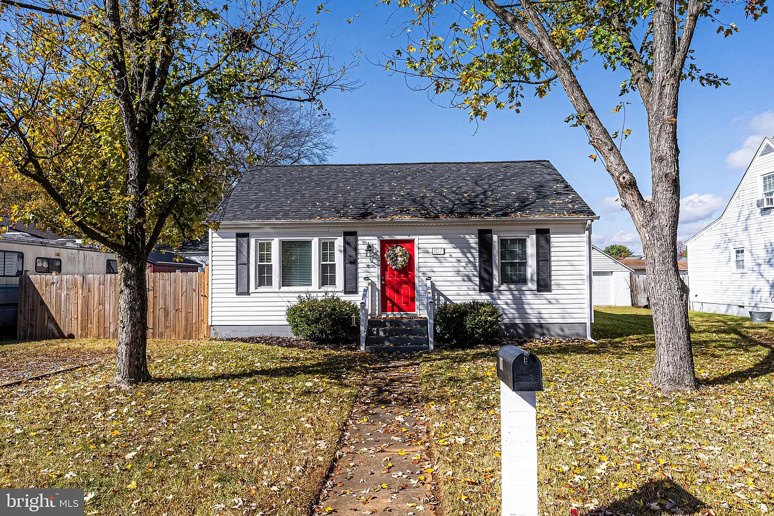107 Hamilton St photo 1