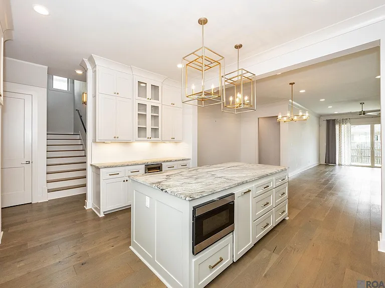 8543 Landau Dr — Photo 13