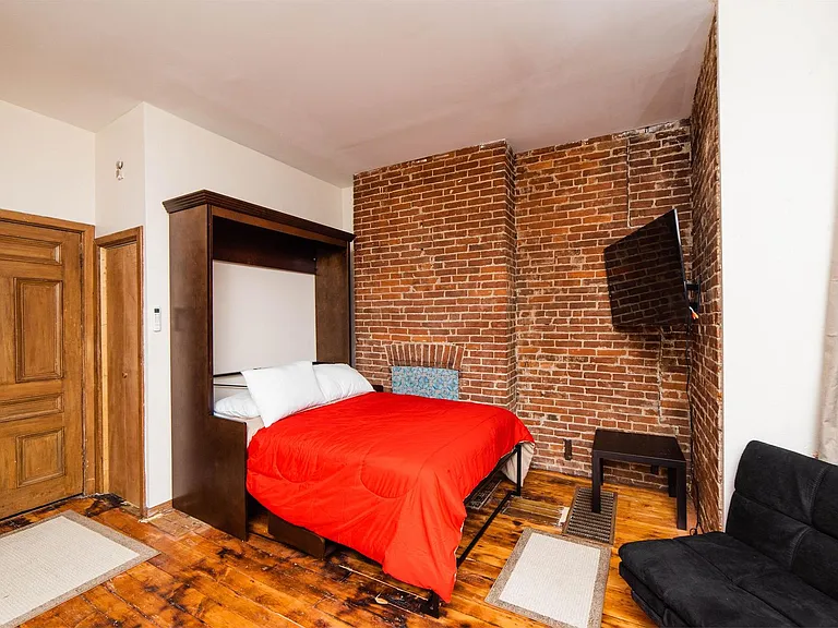 1100 Allegheny Ave — Photo 3