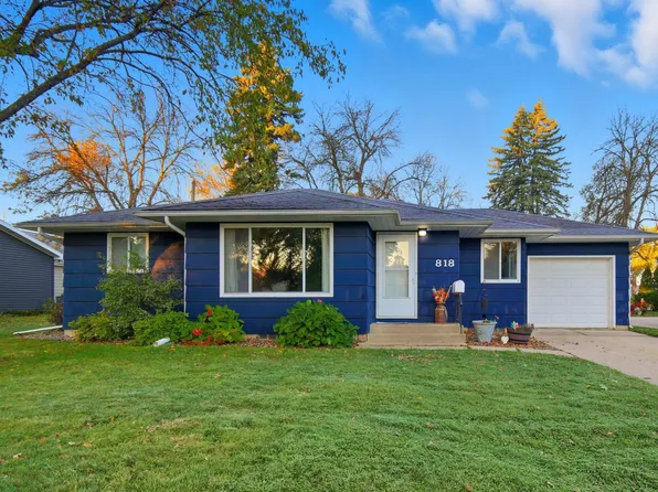 818 Lincoln Ave S, Owatonna, MN 55060