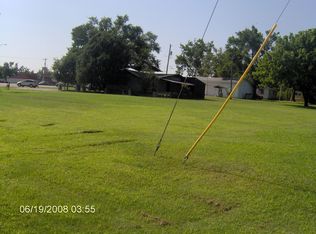 805 N Broadway, Coweta, OK 74429