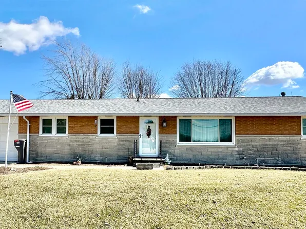 2015 N Van Buren St, Huntingburg, IN 47542