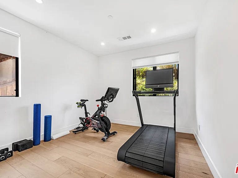 4841 Minden Pl — Photo 46