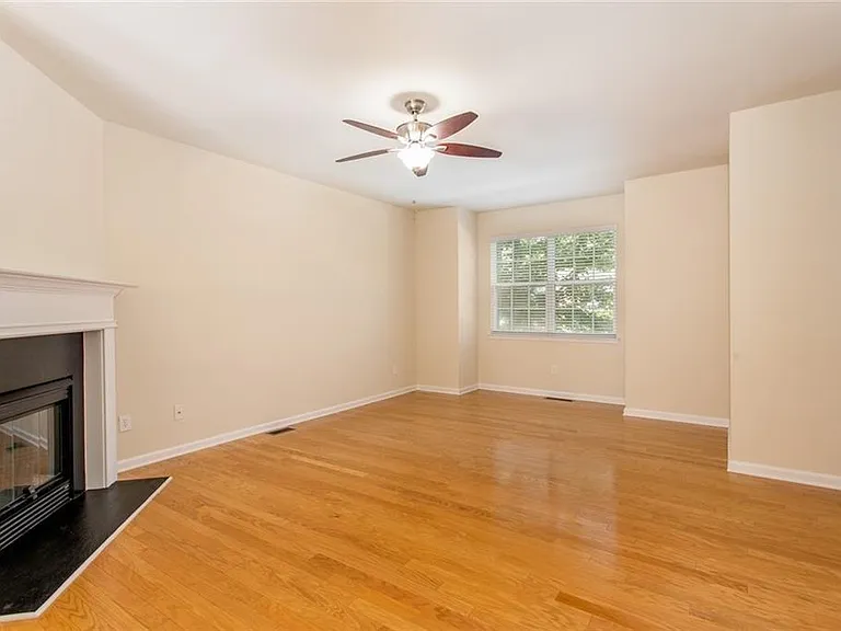 2104 Meadow Peak Rd — Photo 11