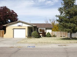 1403 E Johnson St, Garden City, KS 67846
