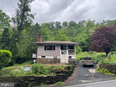 930 Roberts Valley Rd, Harrisburg, PA, 17110