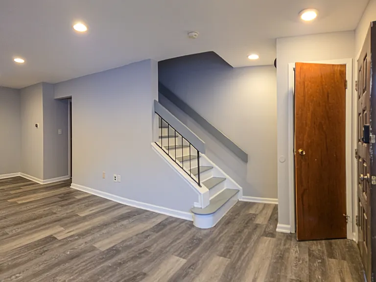 305 Merrywood Dr — Photo 6