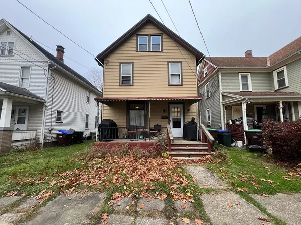 213 Orchard St, Franklin, PA 16323