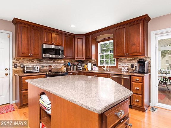 2nd image of 793 Helmwood Ct