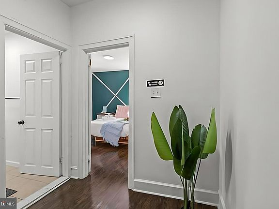 5th image of 207 N 63rd St