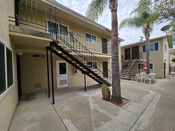 2nd image of 3035 Ivy St #1