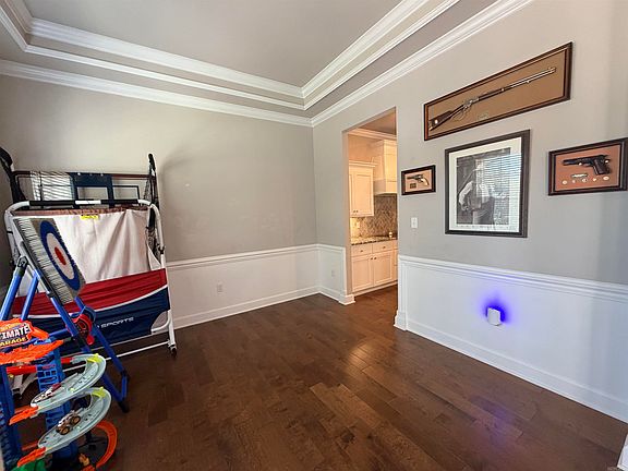 4th image of 7032 Kasen Dr