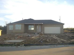 3423 NW 38th Ter, Topeka, KS 66618