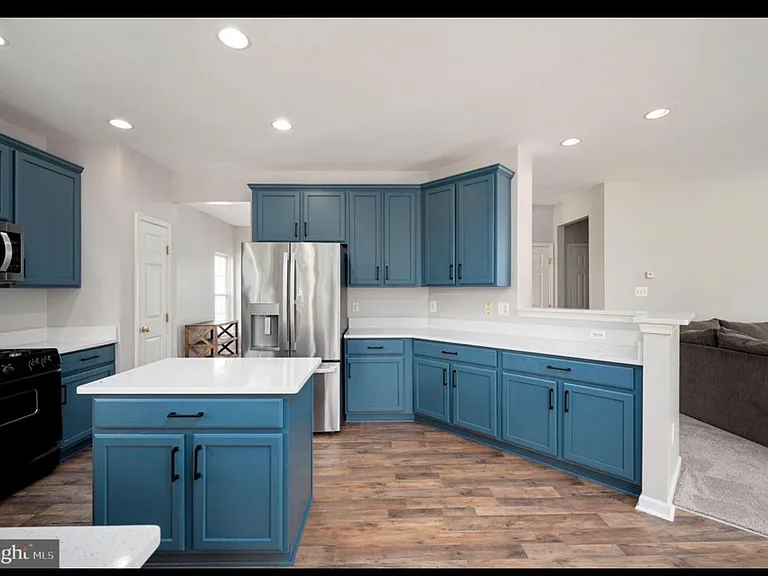 9333 Birch Cliff Dr — Photo 13