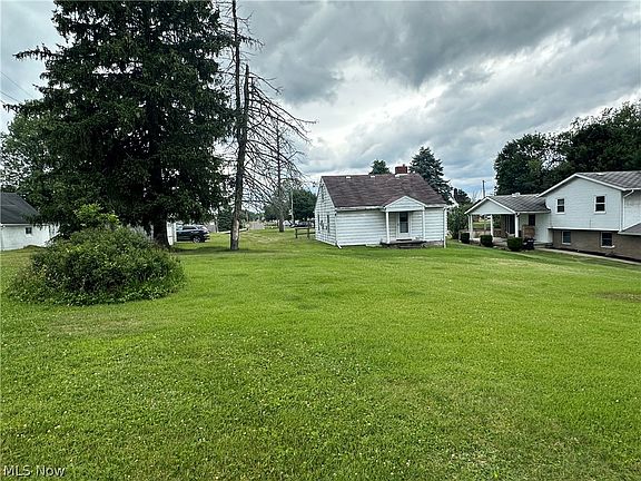 3rd image of 901 McLister Ave