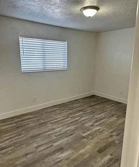 661 Hansen Ave #2 — Photo 8