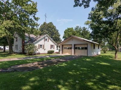 413 1st Ave, Dowagiac, MI, 49047