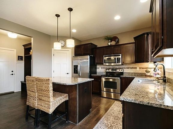 3rd image of 3106 NW Northpark Dr