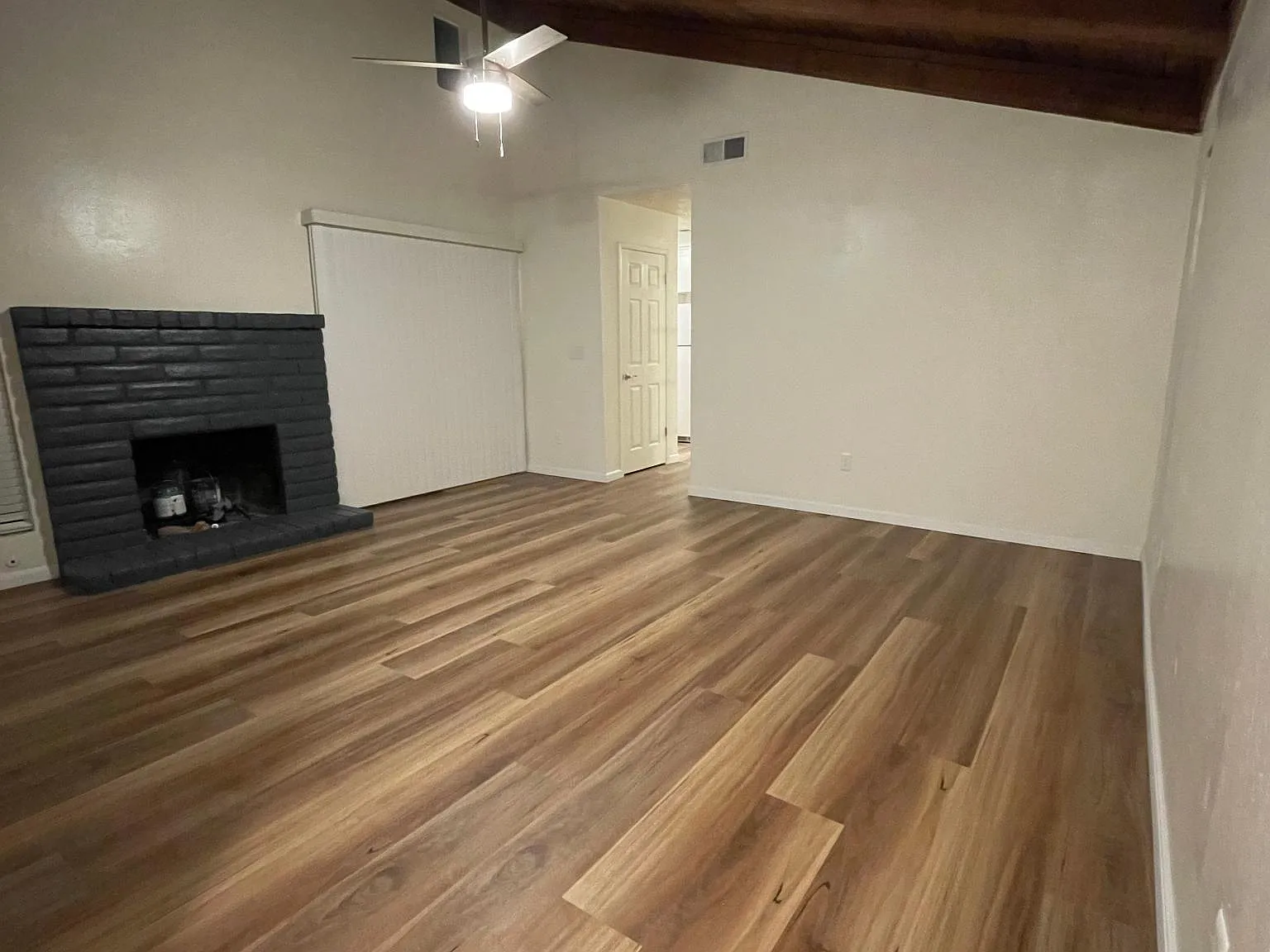 3 bed, $3,000 — Photo 1