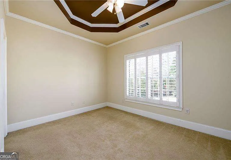 2770 Shumard Oak Dr — Photo 33