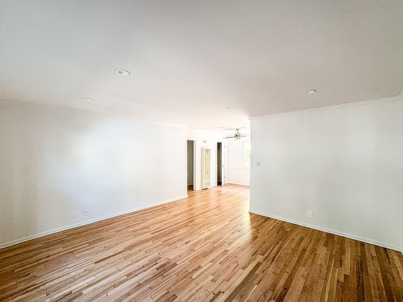 5th image of 1021 16th St #B