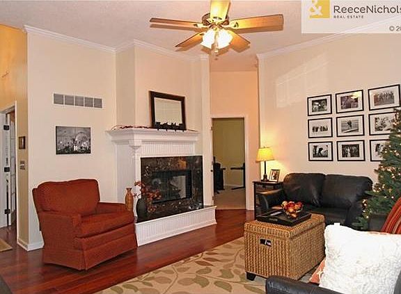 Gas Fireplace and Ceiling Fan