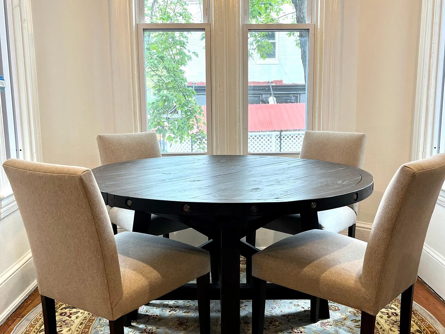 2 bed, 1050 sqft, $3,800 — Photo 3
