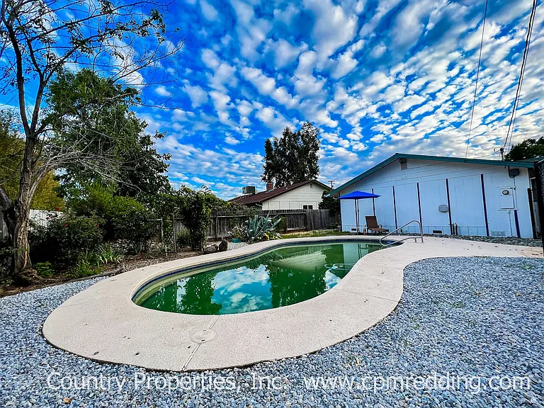 3320 Panorama Dr — Photo 5