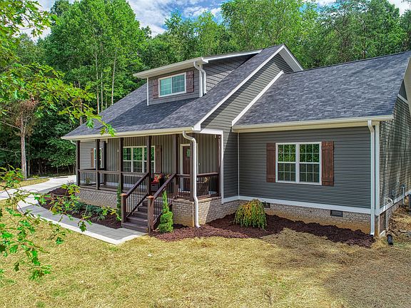 4th image of 2016 Scenic Pointe Pl