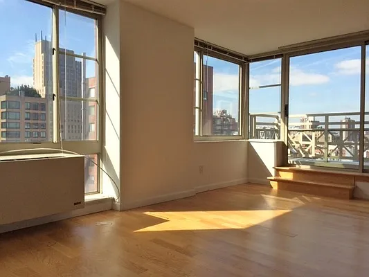 Rented by Lalezarian Properties | media 13