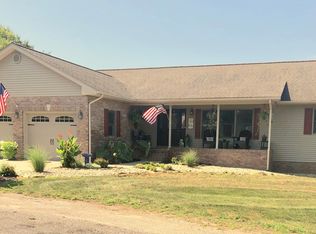 923 W Collins St, Goreville, IL 62939