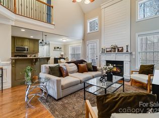 113 Pine Bluff Ct, Mount Holly, NC 28120