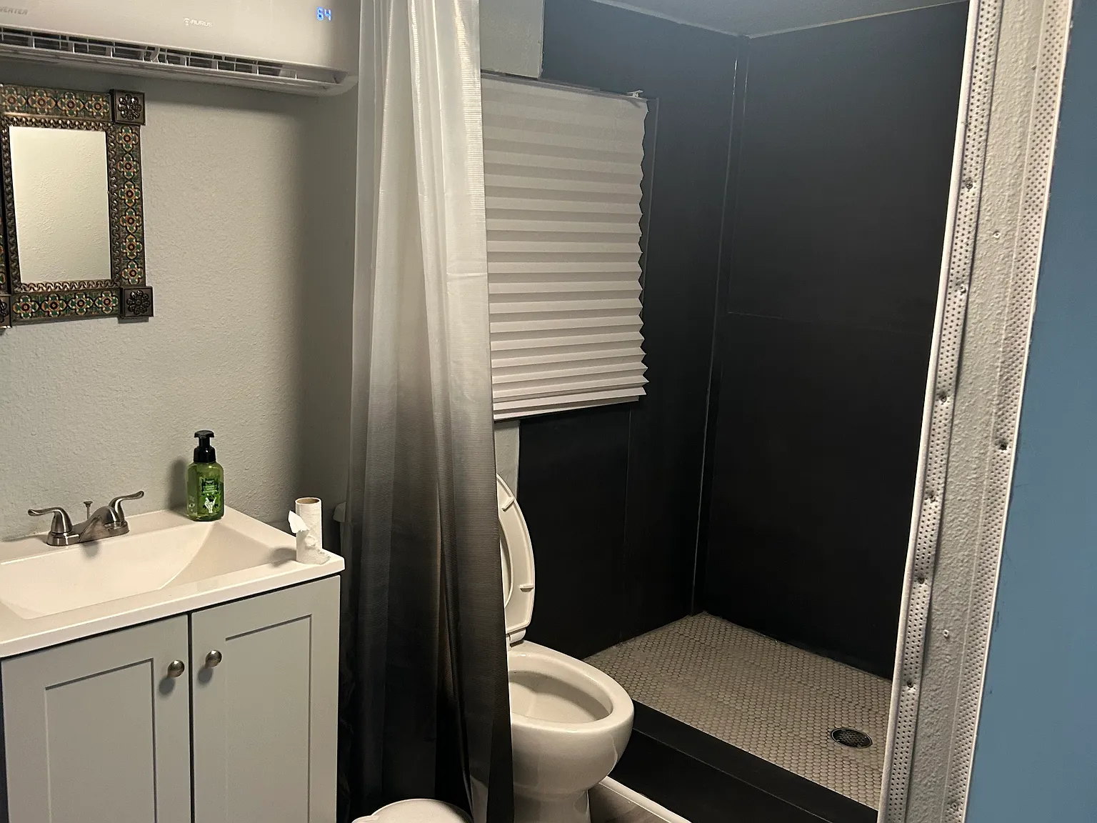 1 bed, 400 sqft, $800 — Photo 2