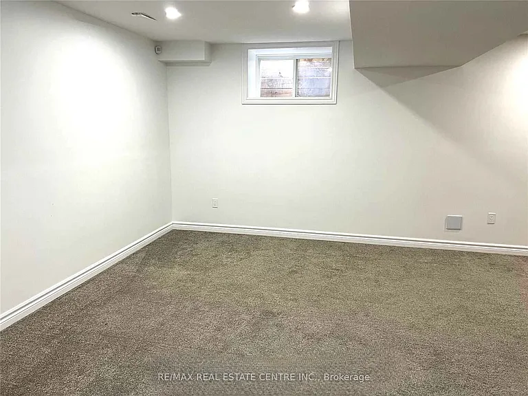 1220 Riverbend Rd #119 — Photo 16