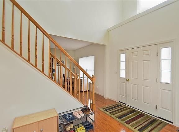4th image of 812 Mohican Dr