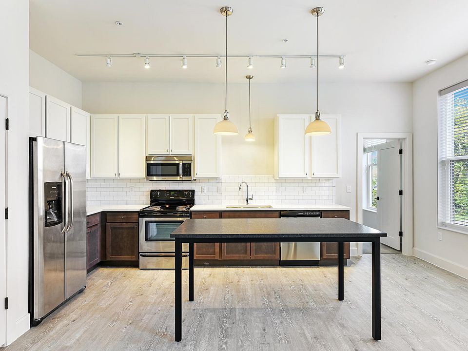 1296 Chesapeake Ave Columbus, OH Zillow Apartments for Rent in Columbus