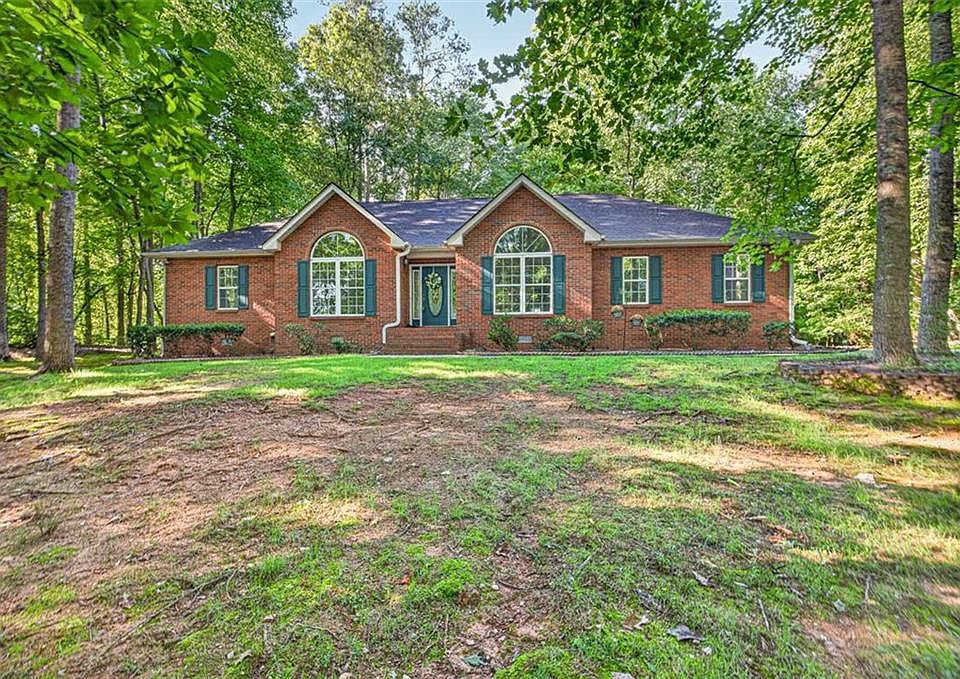 1st image of 20 Tabor Forest Dr
