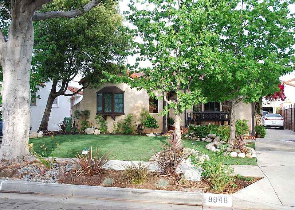 as of Jun08. new front landscaping, porch and arbor