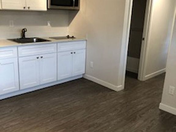 4th image of 826 Woodford Ave N #10097124