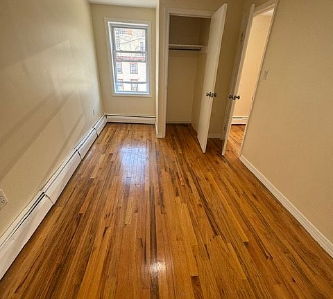 5th image of 293 Grove St #2